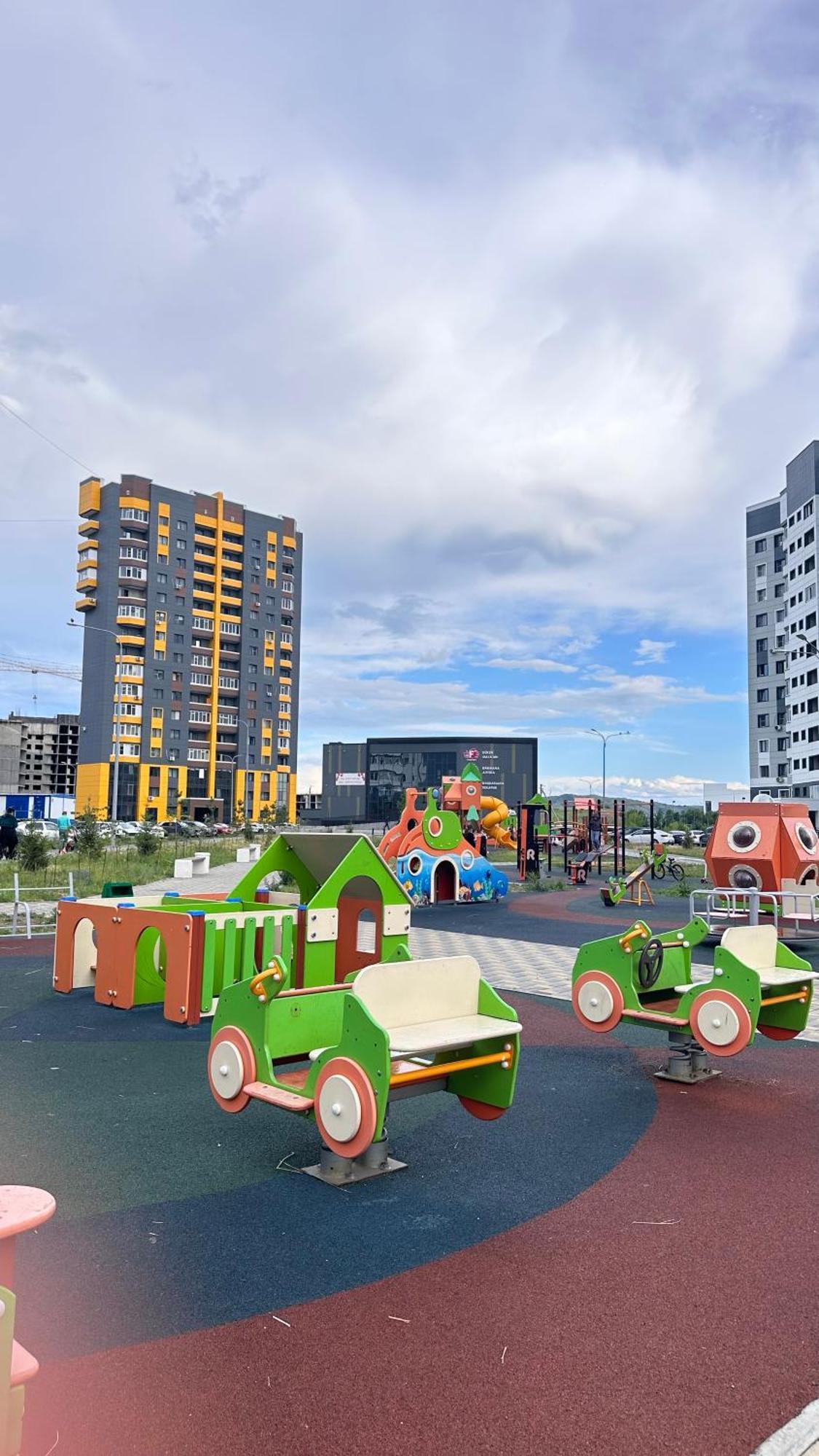 1 Комнатная Драмтеатр 1Bedroom Apartment Ustʼ-Kamenogorsk Exteriör bild
